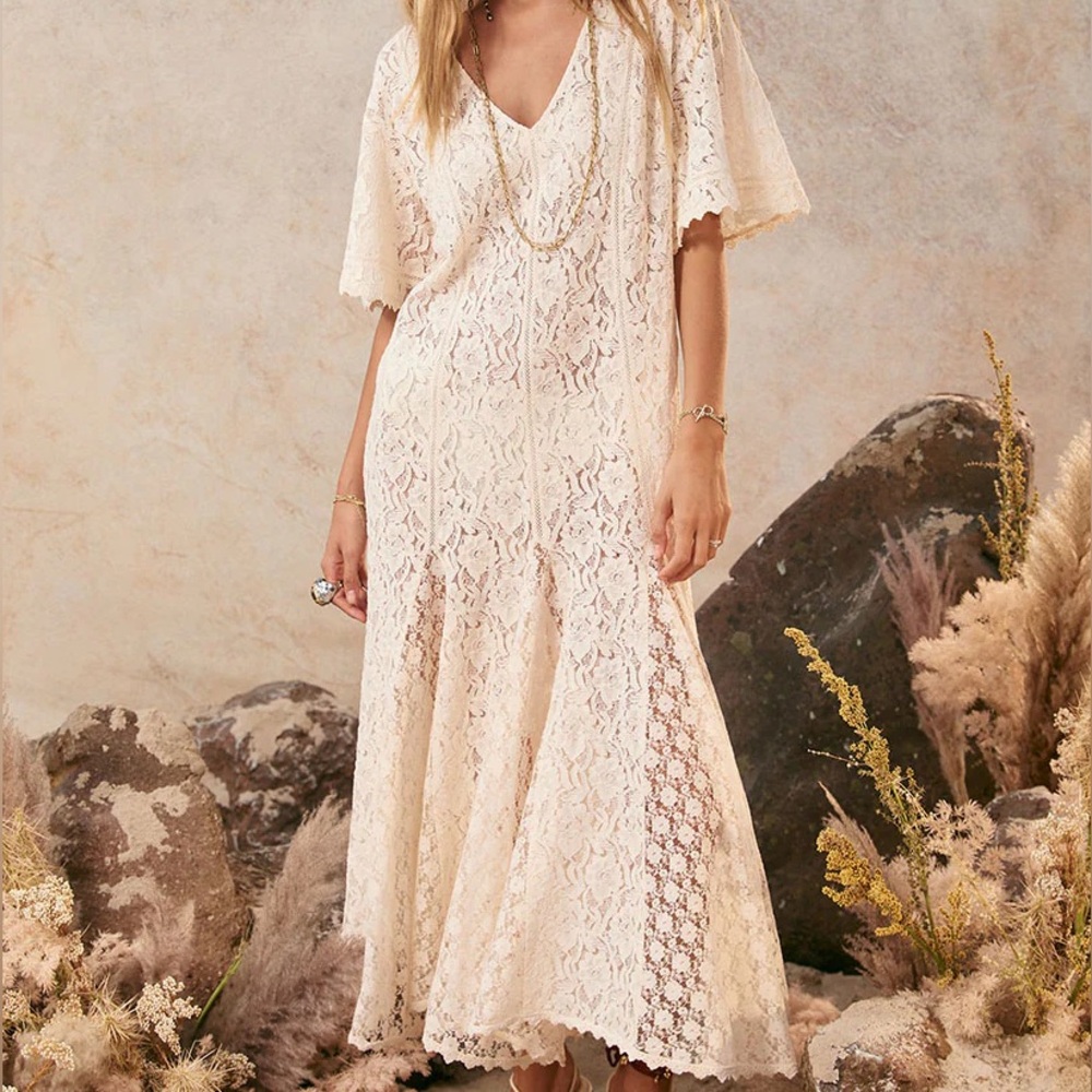 NWTS SPELL LUX LISBON LACE HANDKERCHIEF DRESS (L)